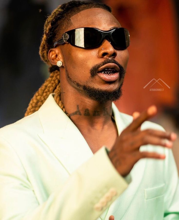 Asake's Absence Sparks Mixed Reactions at Lungu Boy Event in Lagos