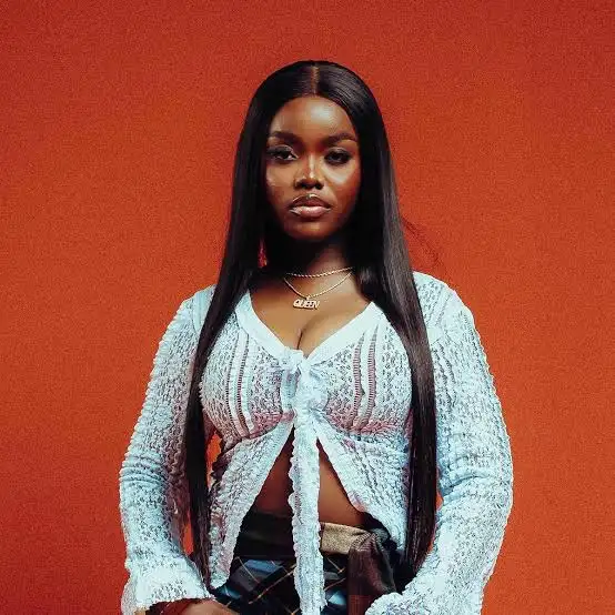 Gyakie Wan Shock Fans for Lagos Gbege